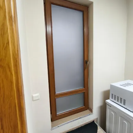 In The Center 1 * וארנה